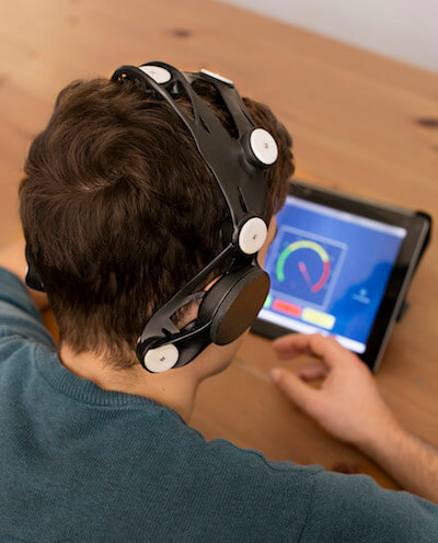 7generative design in manufacturing Crankshaft Mono Car EEG Headset